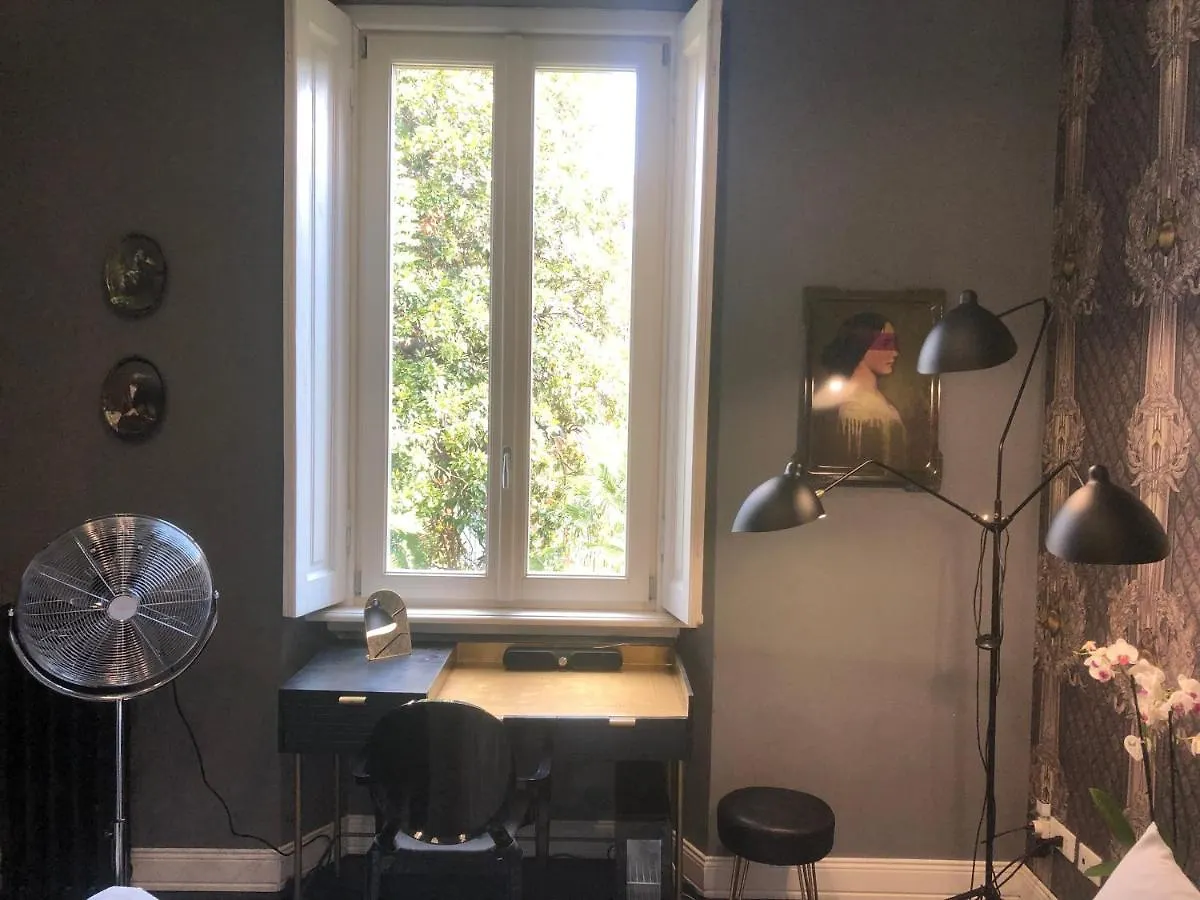 Lippi 42 Guest House Villa With Private Garden Milan Italy