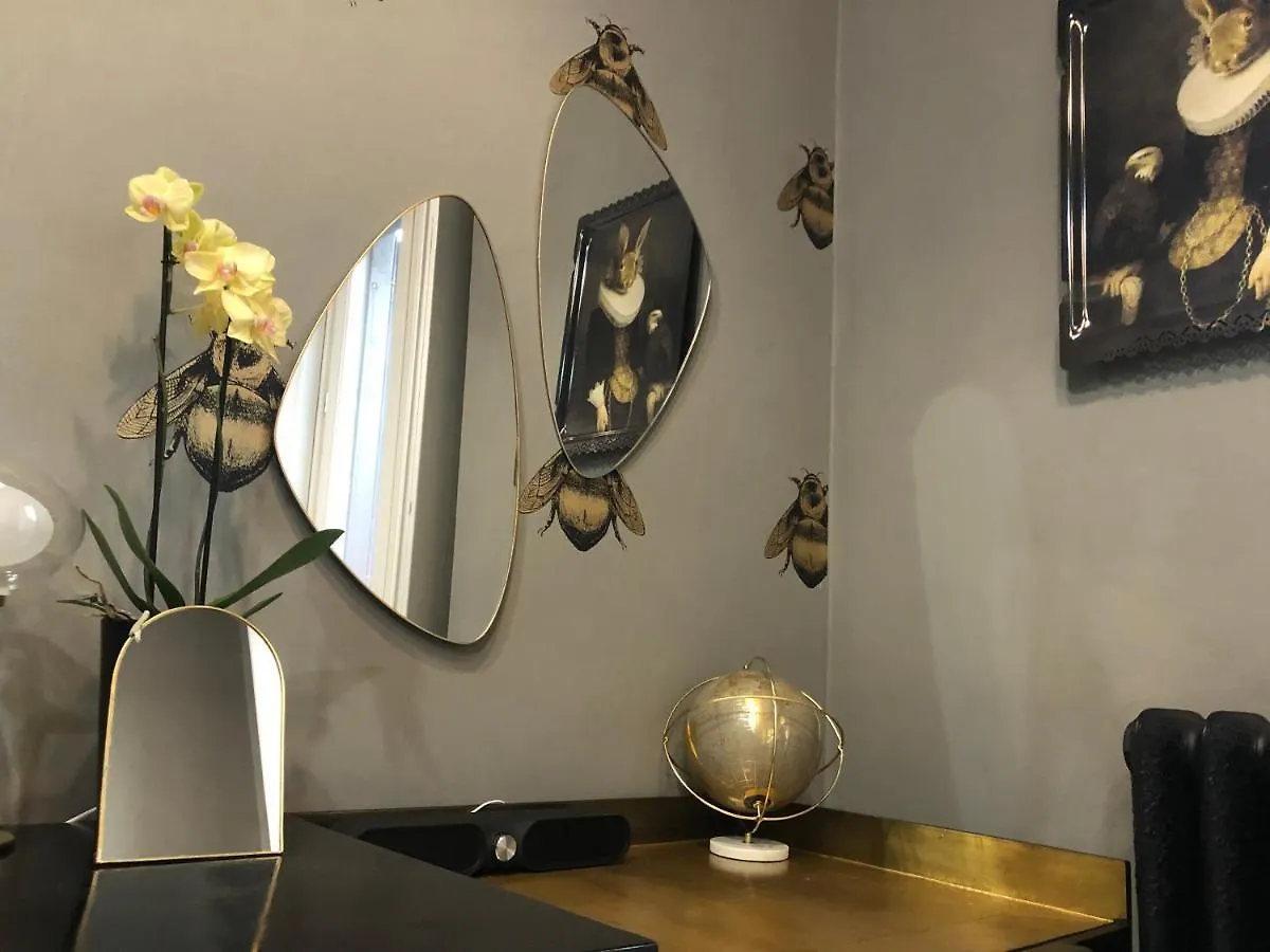 Lippi 42 Guest House Villa With Private Garden Milan Bed & Breakfast